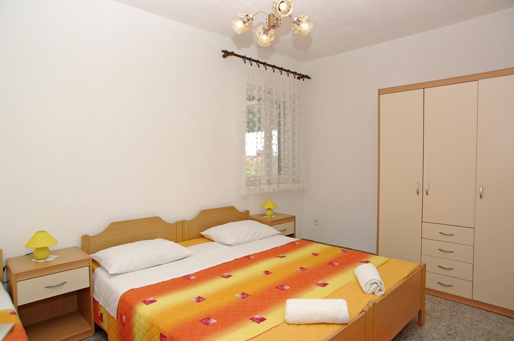 Katica Apartments Bol Exterior foto