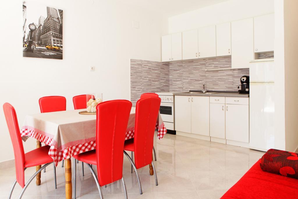 Katica Apartments Bol Exterior foto
